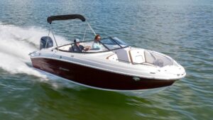 Read more about the article How Much is a Stingray Boat? | Find the Best Deals in Florida at Top Notch Marine